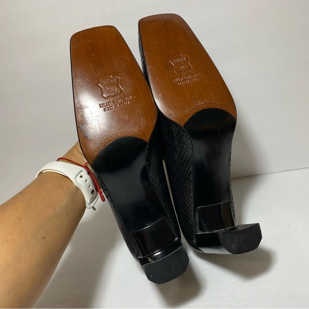 Stuart Weitzman Black Leather Square Toe Heels Pumps.Size 7.5 - Picture 10 of 15